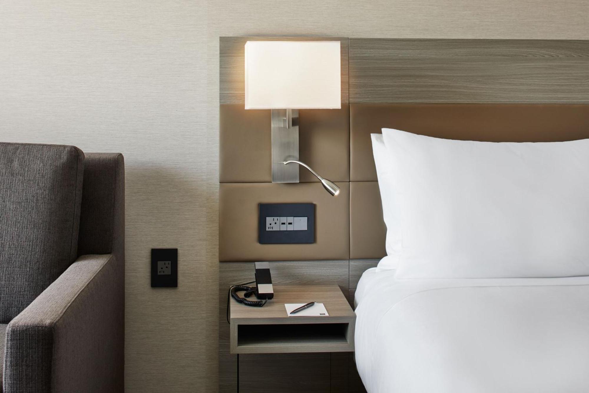 Ac Hotel By Marriott Sacramento Bagian luar foto