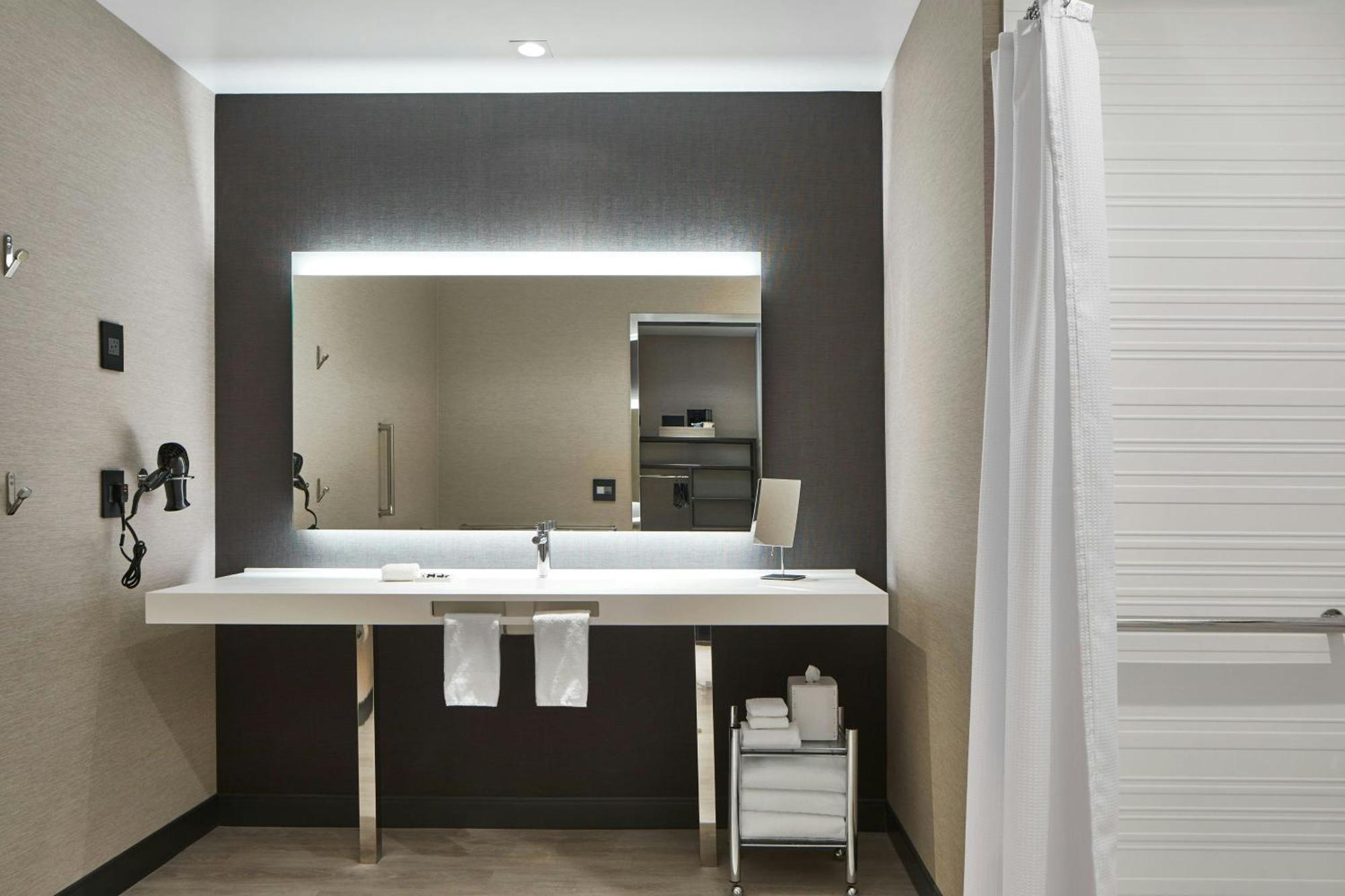 Ac Hotel By Marriott Sacramento Bagian luar foto